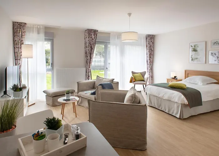 Aparthotel Domitys L'Agapanthe